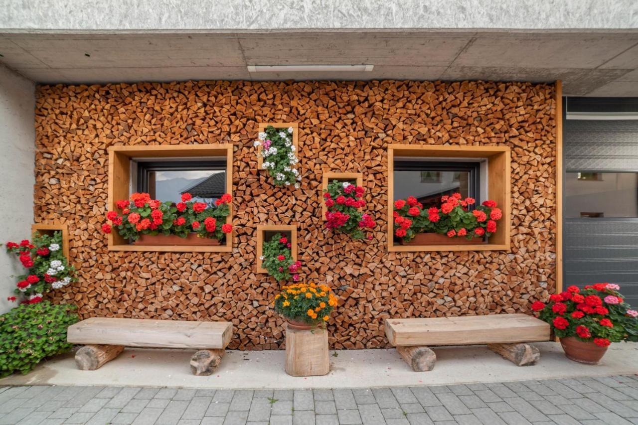 Tonigbauernhof Blumenwiese *